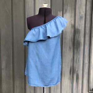 Old Navy chambray one shoulder blouse